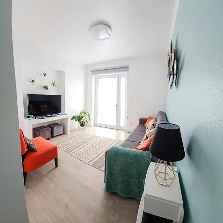 Friends Place * Прайя-да-Витория