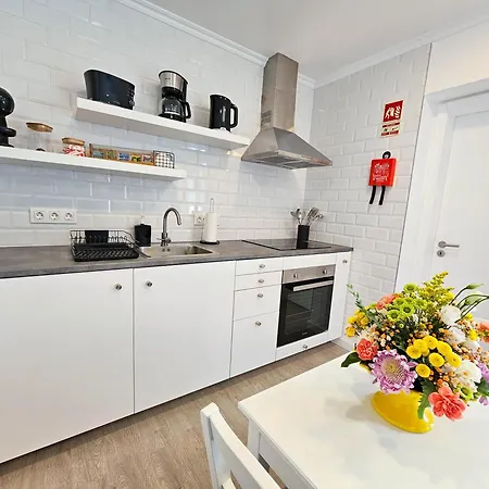 Friends Place Apartment Praia da Vitoria